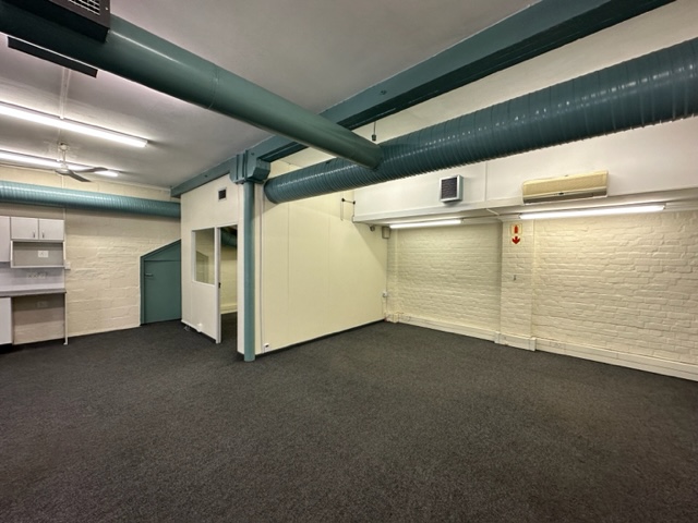 To Let commercial Property for Rent in Mowbray Western Cape
